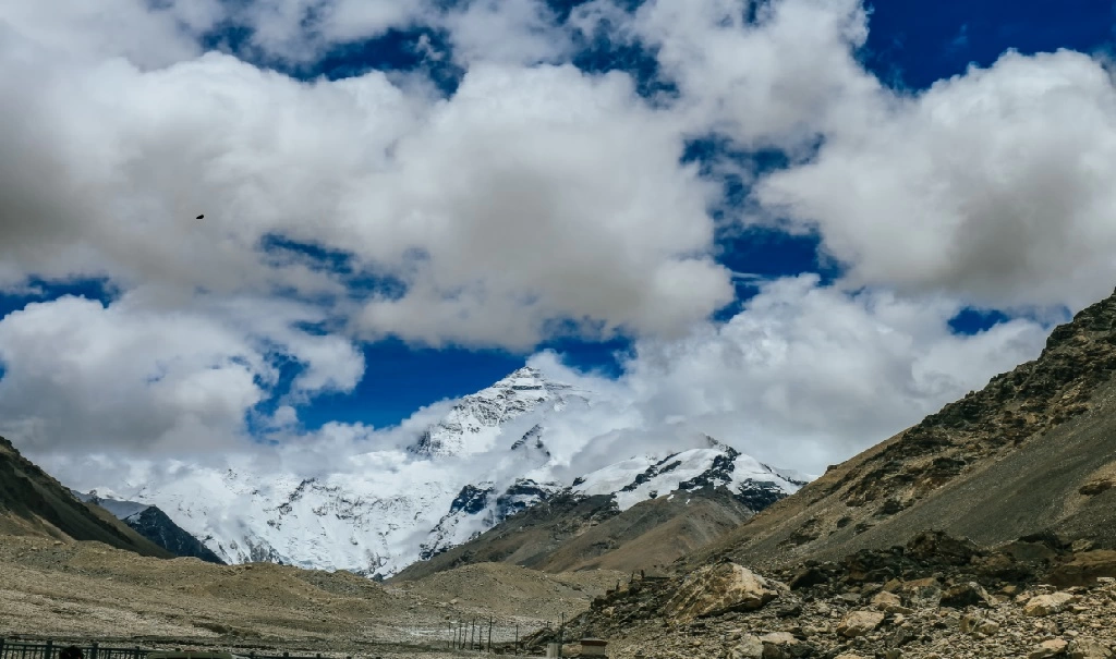 Everest Expedition In Spring