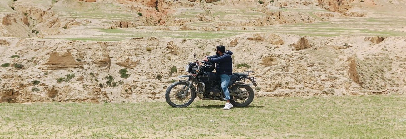 Bike tour in Upper Mustang