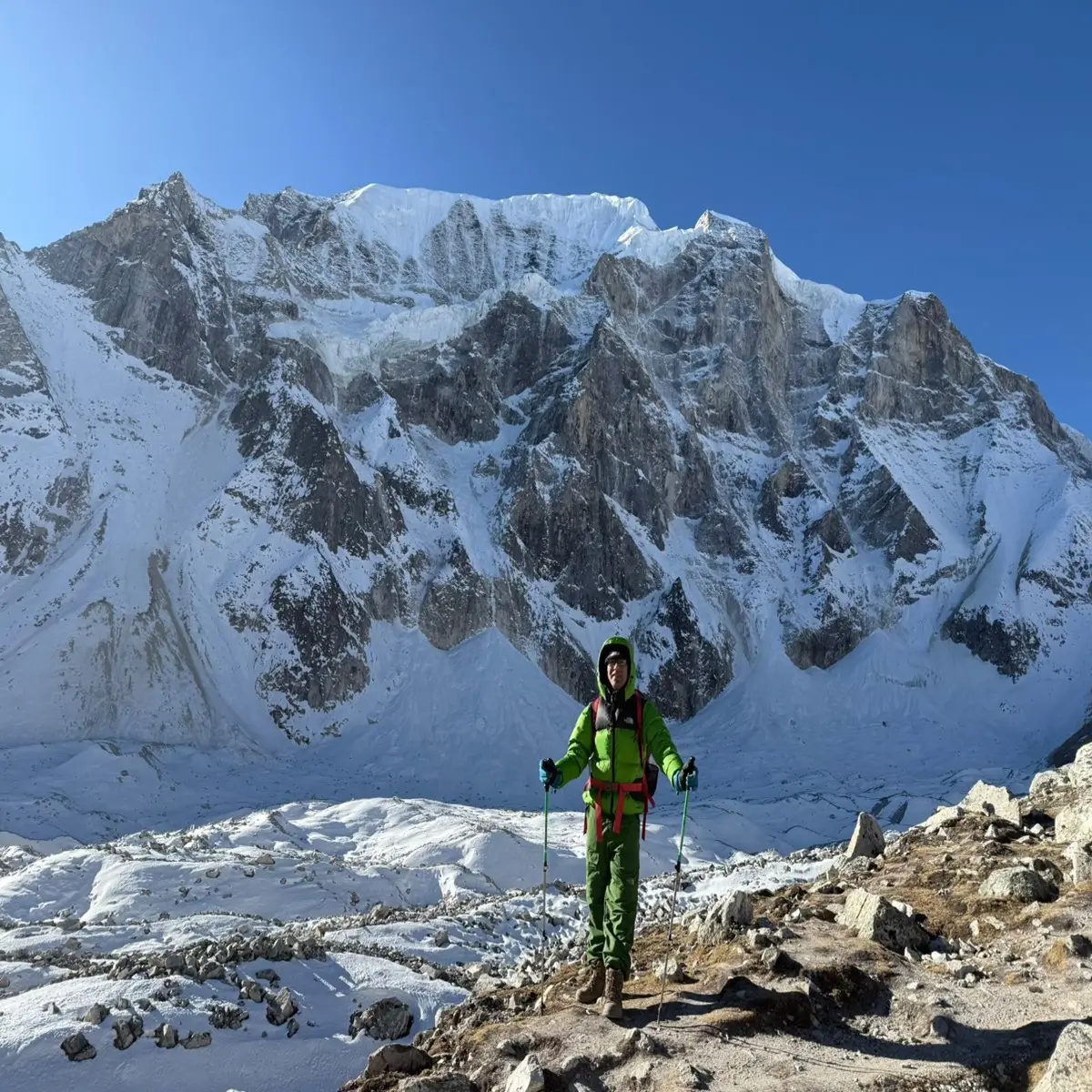 A descent through snowy Path Towards Dharapani