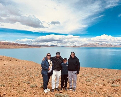  Lake Mansarovar